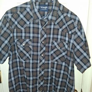 Wrangler Men's Plaid Button Down Shirt - Black, Blue, and Brown